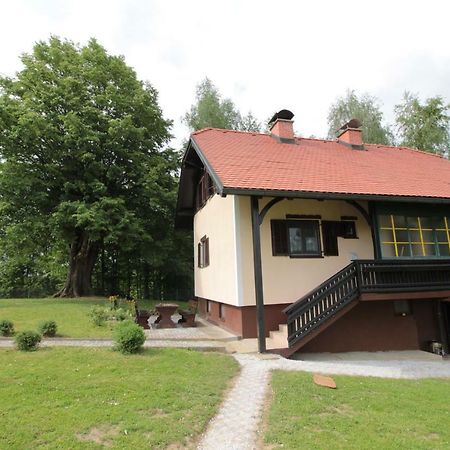 Holiday Home Winzerhaus Eva Spicnik Exterior foto